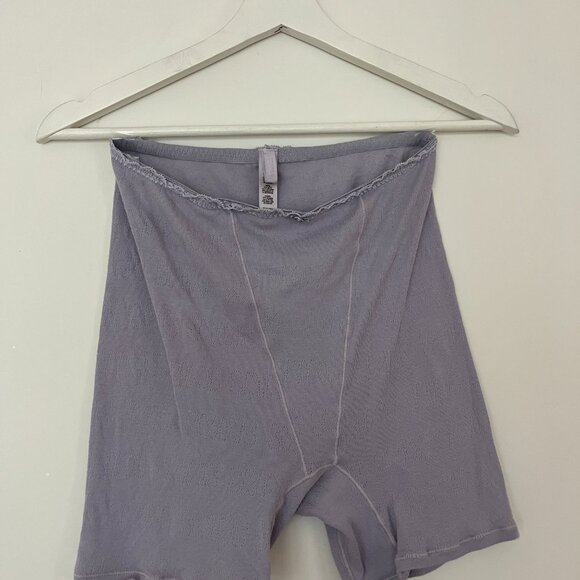 Skims Lilac Loungewear Bralette and Boxer Size Medium - Picture 3 of 3
